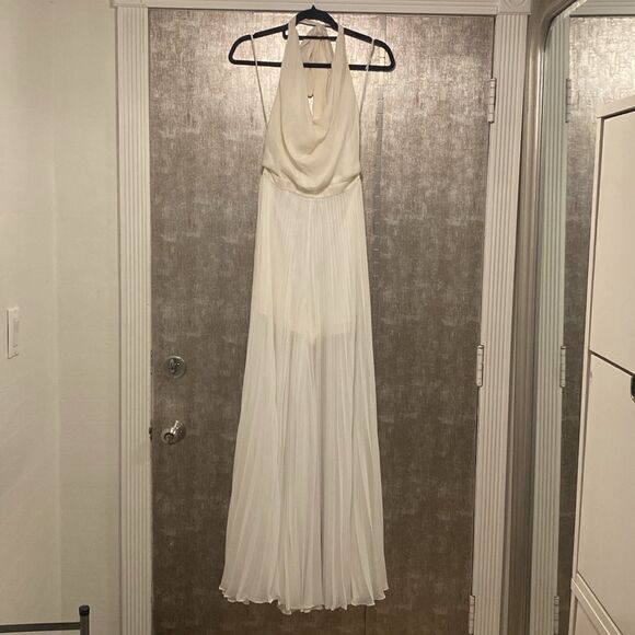 Alice+ Olivia halter neck pleated jumpsuit, size 2 - Picture 3 of 10